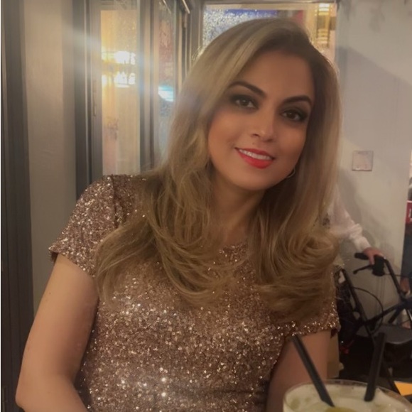 Meet your Posher, Sadie - Picture 1 of 2